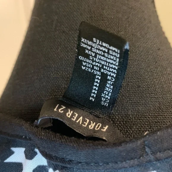 Forever 21 dress. Size M - Picture 5 of 9